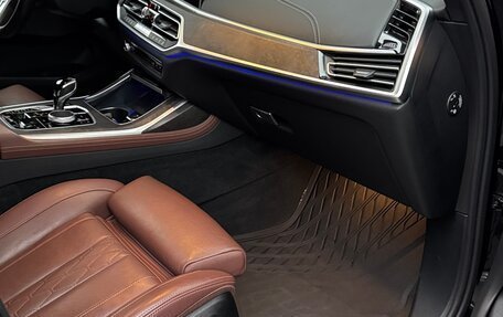 BMW X7, 2022 год, 8 999 000 рублей, 29 фотография