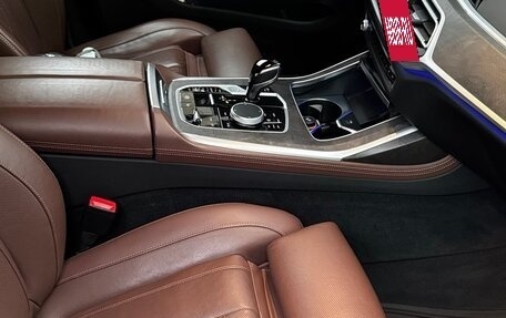 BMW X7, 2022 год, 8 999 000 рублей, 30 фотография