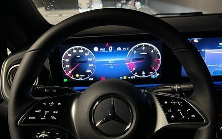 Mercedes-Benz V-Класс, 2025 год, 14 150 000 рублей, 13 фотография