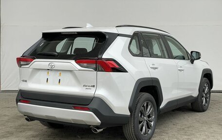 Toyota RAV4, 2025 год, 4 300 000 рублей, 6 фотография