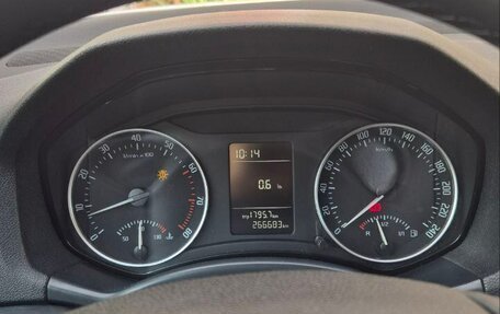 Skoda Octavia, 2011 год, 980 000 рублей, 10 фотография