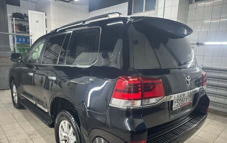 Toyota Land Cruiser 200, 2016 год, 4 700 000 рублей, 17 фотография