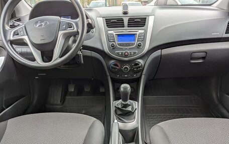 Hyundai Solaris II рестайлинг, 2014 год, 905 000 рублей, 11 фотография