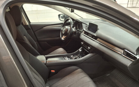 Mazda 6, 2018 год, 2 099 000 рублей, 13 фотография