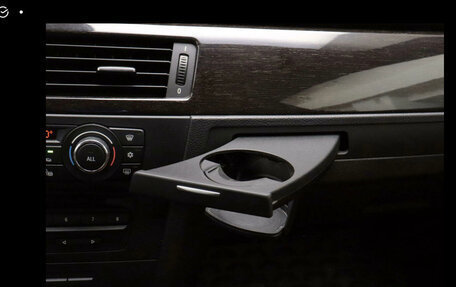 BMW 3 серия, 2011 год, 1 500 000 рублей, 16 фотография