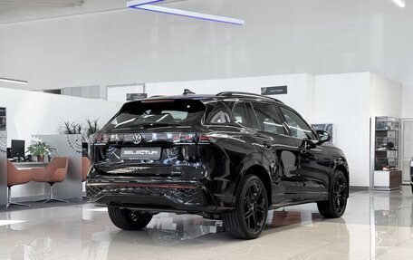 Volkswagen Tiguan, 2025 год, 4 950 000 рублей, 7 фотография
