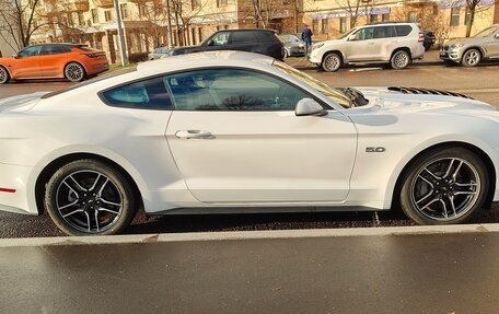 Ford Mustang VI рестайлинг, 2019 год, 3 999 999 рублей, 6 фотография