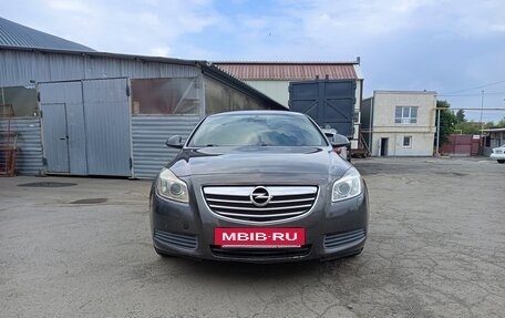 Opel Insignia II рестайлинг, 2010 год, 780 000 рублей, 3 фотография