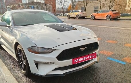 Ford Mustang VI рестайлинг, 2019 год, 3 999 999 рублей, 7 фотография