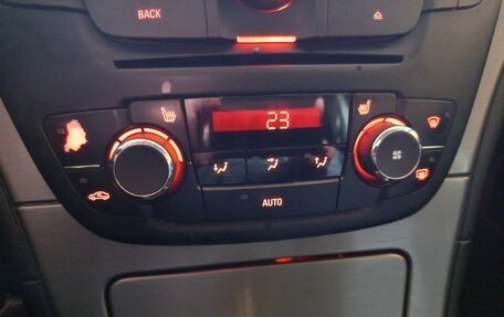 Opel Insignia II рестайлинг, 2010 год, 780 000 рублей, 17 фотография