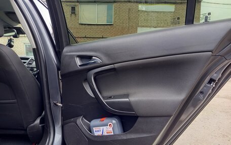 Opel Insignia II рестайлинг, 2010 год, 780 000 рублей, 23 фотография