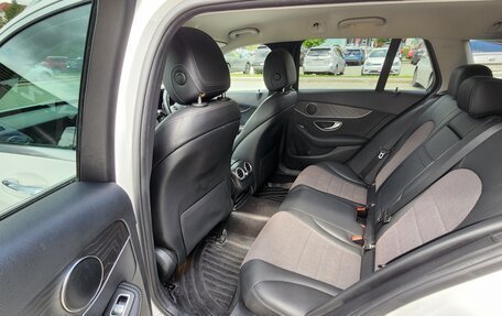 Mercedes-Benz C-Класс, 2019 год, 2 100 000 рублей, 15 фотография