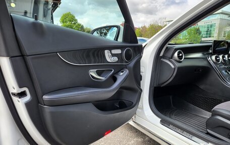 Mercedes-Benz C-Класс, 2019 год, 2 100 000 рублей, 14 фотография