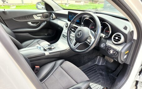 Mercedes-Benz C-Класс, 2019 год, 2 100 000 рублей, 20 фотография