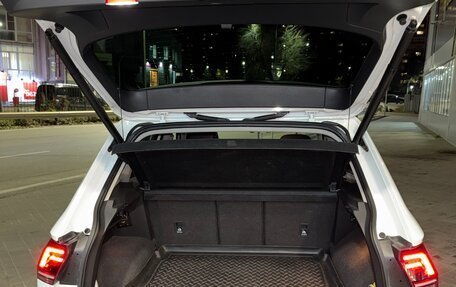 Volkswagen Tiguan II, 2017 год, 2 300 000 рублей, 7 фотография