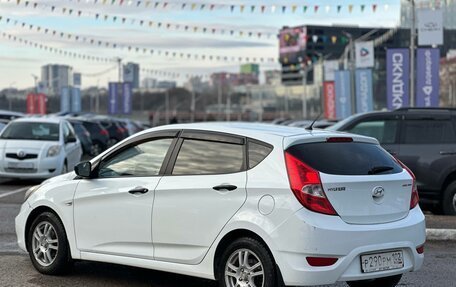 Hyundai Solaris II рестайлинг, 2014 год, 695 000 рублей, 2 фотография