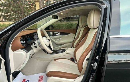 Mercedes-Benz E-Класс, 2022 год, 4 900 096 рублей, 7 фотография