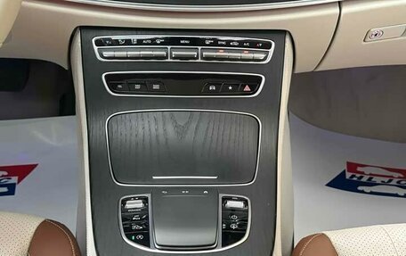 Mercedes-Benz E-Класс, 2022 год, 4 900 096 рублей, 9 фотография