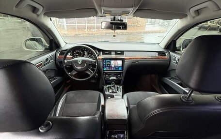 Skoda Superb III рестайлинг, 2012 год, 750 000 рублей, 9 фотография