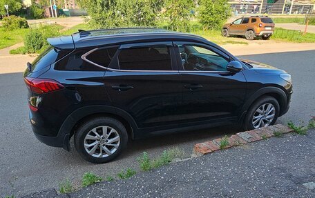 Hyundai Tucson III, 2019 год, 2 400 000 рублей, 6 фотография
