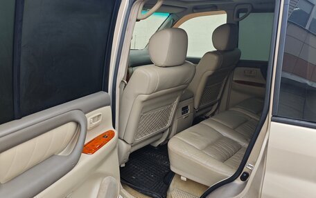 Toyota Land Cruiser 100 рестайлинг 2, 2007 год, 1 950 000 рублей, 3 фотография