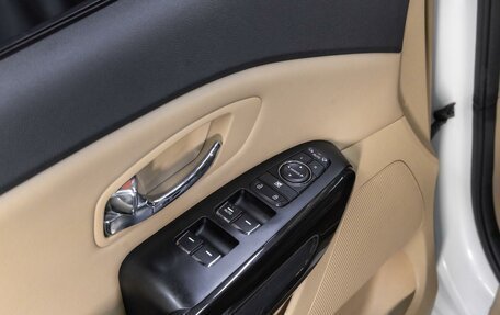 KIA Carnival III, 2017 год, 2 199 000 рублей, 27 фотография