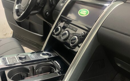 Land Rover Discovery IV, 2017 год, 2 950 000 рублей, 20 фотография