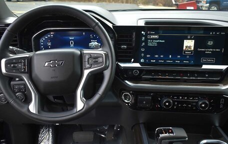 Chevrolet Silverado, 2024 год, 8 115 026 рублей, 10 фотография