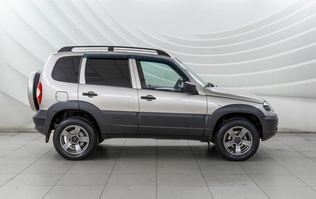 Chevrolet Niva I рестайлинг, 2019 год, 995 000 рублей, 9 фотография