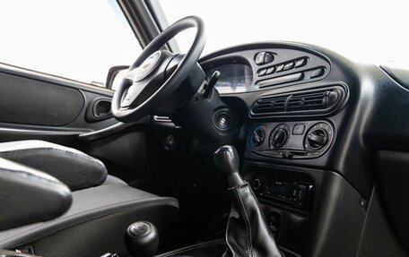 Chevrolet Niva I рестайлинг, 2019 год, 995 000 рублей, 32 фотография