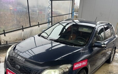 KIA cee'd I рестайлинг, 2011 год, 850 000 рублей, 1 фотография