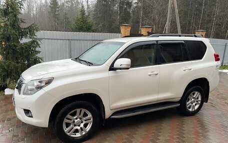 Toyota Land Cruiser Prado 150 рестайлинг 2, 2012 год, 2 890 000 рублей, 2 фотография