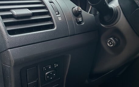 Toyota Land Cruiser Prado 150 рестайлинг 2, 2012 год, 2 890 000 рублей, 16 фотография