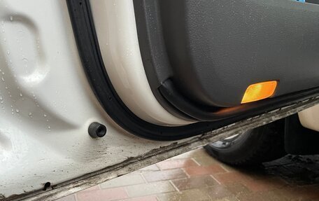 Toyota Land Cruiser Prado 150 рестайлинг 2, 2012 год, 2 890 000 рублей, 18 фотография