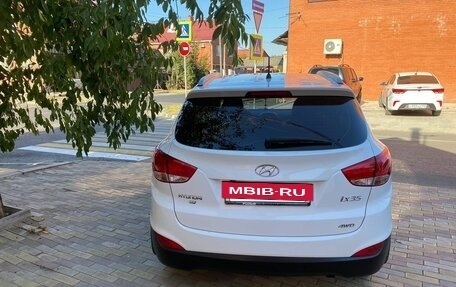 Hyundai ix35 I рестайлинг, 2012 год, 1 550 000 рублей, 10 фотография