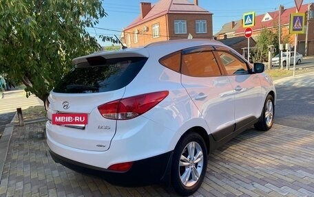 Hyundai ix35 I рестайлинг, 2012 год, 1 550 000 рублей, 4 фотография