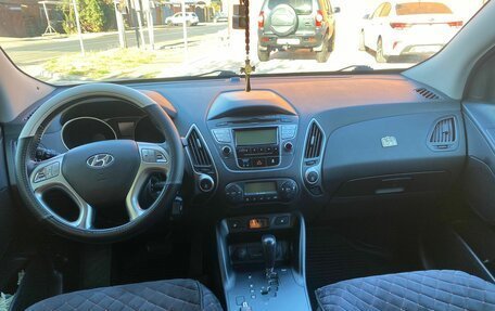 Hyundai ix35 I рестайлинг, 2012 год, 1 550 000 рублей, 18 фотография