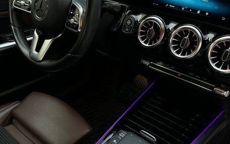 Mercedes-Benz GLA, 2020 год, 4 000 000 рублей, 19 фотография