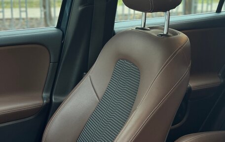 Mercedes-Benz GLA, 2020 год, 4 000 000 рублей, 18 фотография