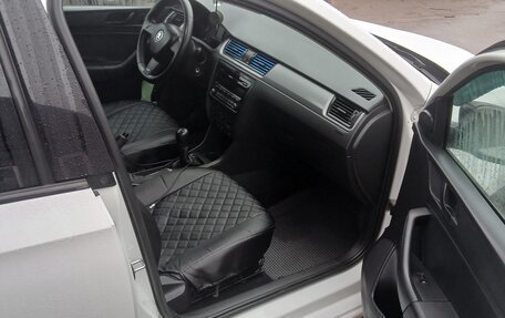 Skoda Rapid I, 2015 год, 600 000 рублей, 6 фотография