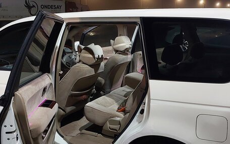 Honda Odyssey II, 2001 год, 650 000 рублей, 11 фотография