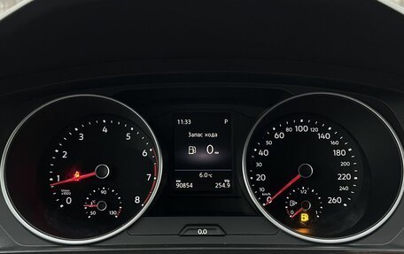 Volkswagen Tiguan II, 2018 год, 2 740 000 рублей, 20 фотография