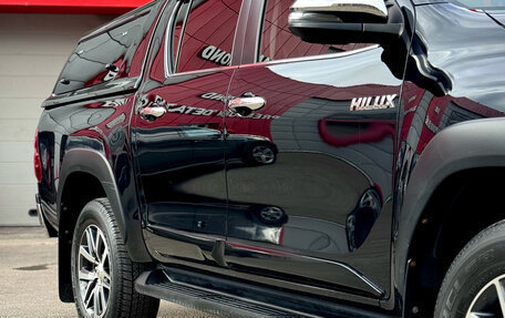 Toyota Hilux VIII, 2017 год, 4 250 000 рублей, 8 фотография