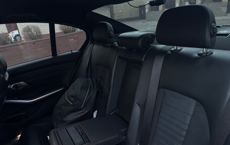 BMW 3 серия, 2019 год, 3 700 000 рублей, 23 фотография