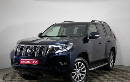 Toyota Land Cruiser Prado 150 рестайлинг 2, 2018 год, 5 599 000 рублей, 1 фотография