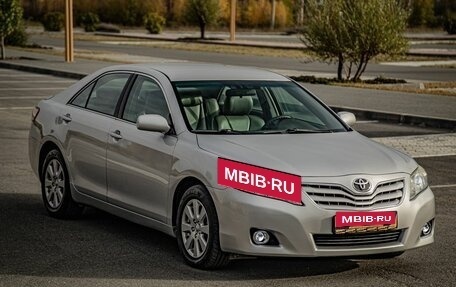 Toyota Camry, 2011 год, 1 199 000 рублей, 2 фотография