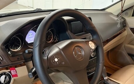 Mercedes-Benz E-Класс, 2011 год, 1 050 000 рублей, 8 фотография