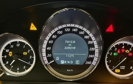 Mercedes-Benz E-Класс, 2011 год, 1 050 000 рублей, 12 фотография