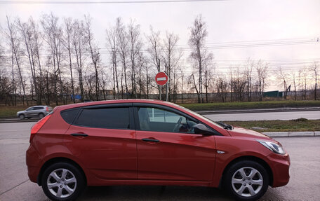 Hyundai Solaris II рестайлинг, 2011 год, 595 000 рублей, 5 фотография