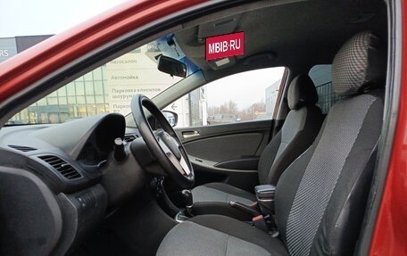 Hyundai Solaris II рестайлинг, 2011 год, 595 000 рублей, 20 фотография